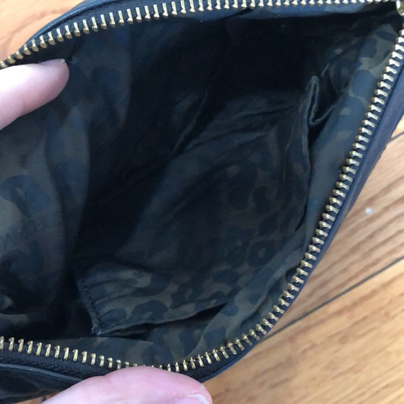 Rebecca Minkoff Black and gold accent used authentic crossbody - Picture 5 of 7